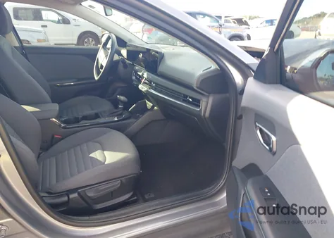 2025 Kia K4 Ex from USA, damaged, VIN 3KPFU4DE3SE096437